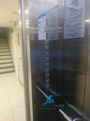 thang máy không phân tầng